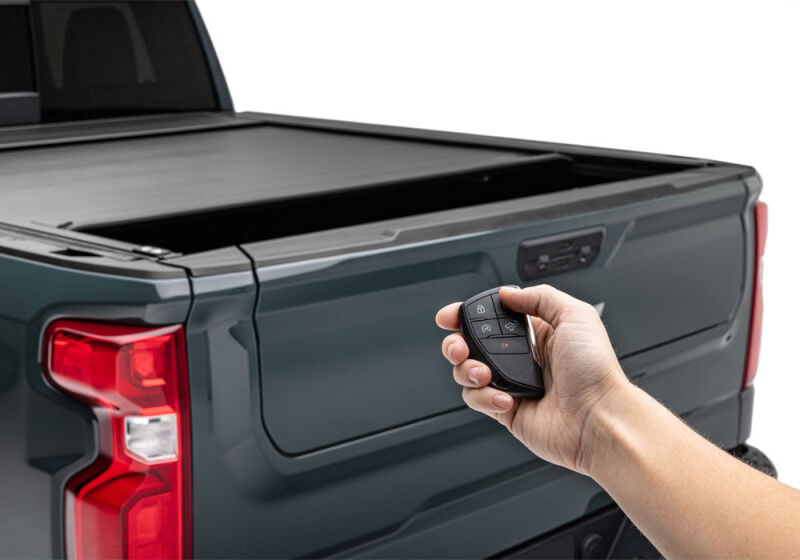 RealTruck 2017-2026 Ford Super Duty F-250/F-350 6ft 10in FlushFit Electric Retractable Cover