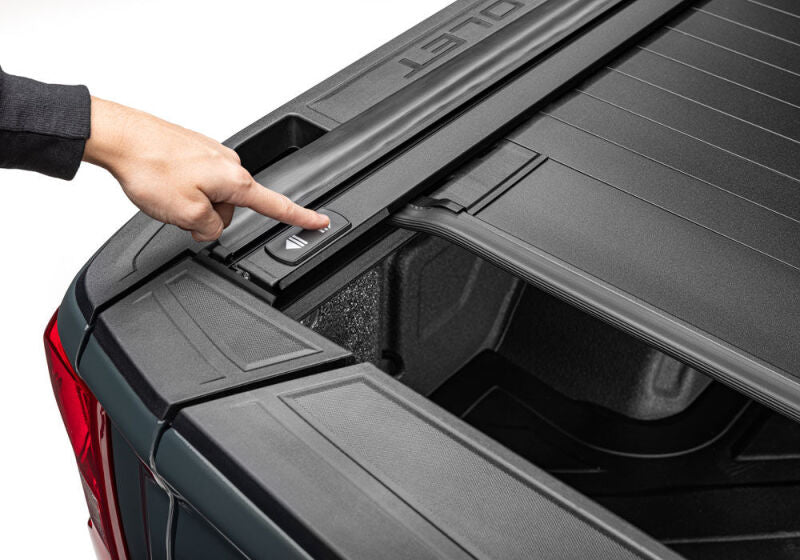 RealTruck 2020-2026 Chevy/GMC HD 2500/3500 6ft 10in FlushFit Electric Retractable Cover