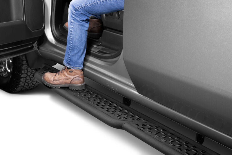 RealTruck 19-26 Chevy Silverado/GMC Sierra 1500 Crew Cab Growler Sport Running Boards - Tex. Black