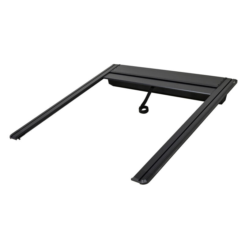 Westin 19-26 GM Silverado/Sierra 1500 5ft 8in Bed Manual Retractable Tonneau Cover - Black