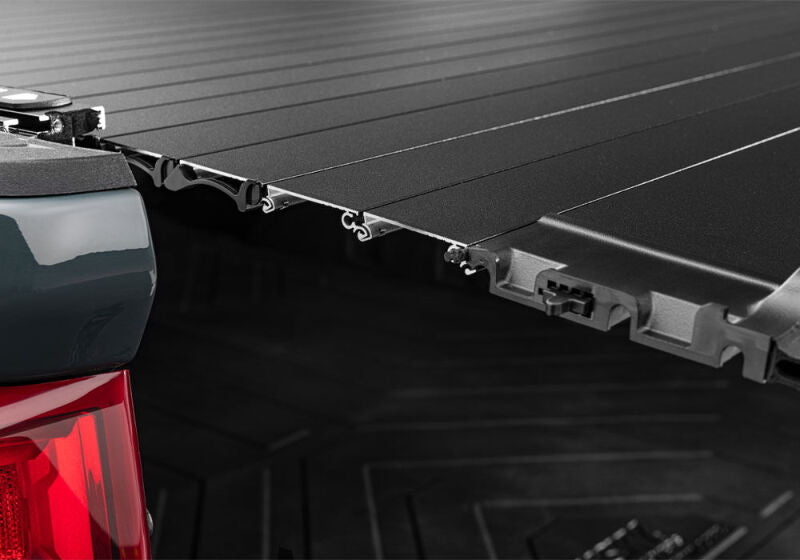 RealTruck 2017-2026 Ford Super Duty F-250/F-350 6ft 10in FlushFit Electric Retractable Cover