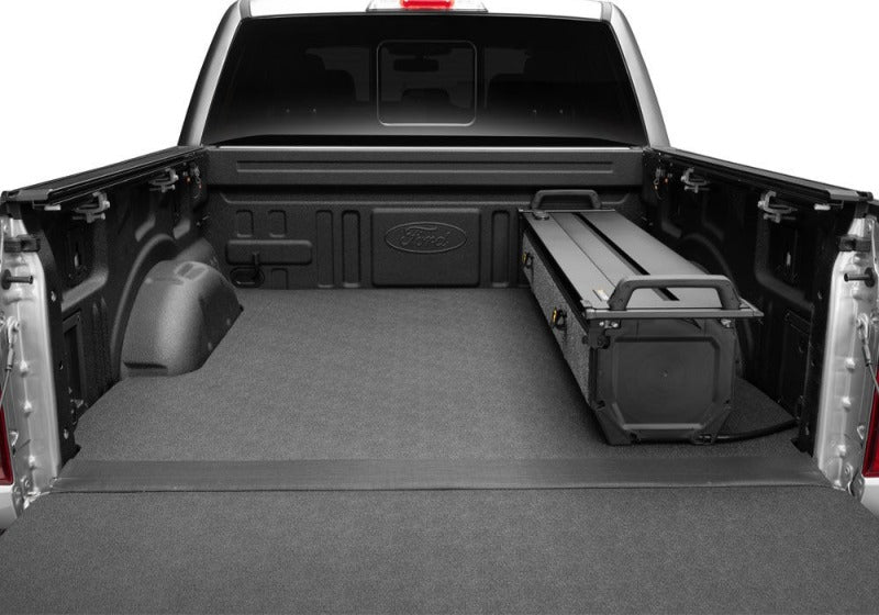 Retrax 21-26 Ford F-150 SuperCrew/SuperCab 5.5ft Bed & F-150 Lightning RetraxPRO EZ-Off FRC-4000