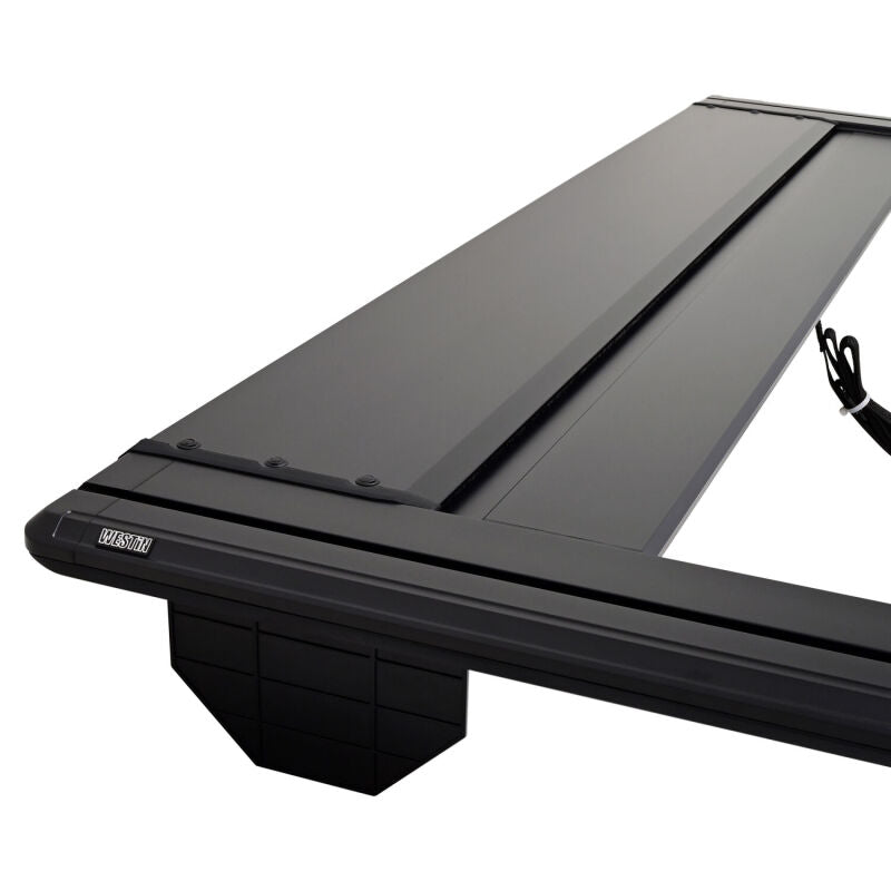 Westin 19-26 GM Silverado/Sierra 1500 5ft 8in Bed Manual Retractable Tonneau Cover - Black