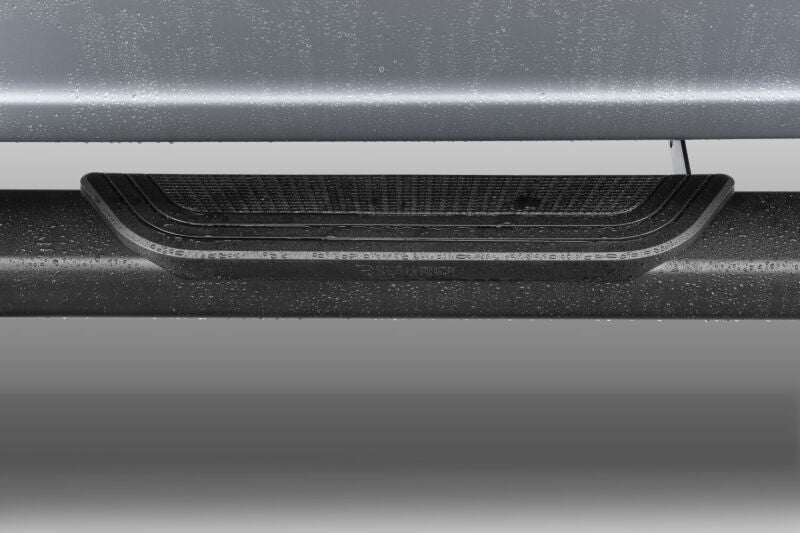 RealTruck 15-26 Ford F150 / 17-26 Ford F250/F350 SD Crew Cab Traxio 4in Nerf Bars - Textured Black