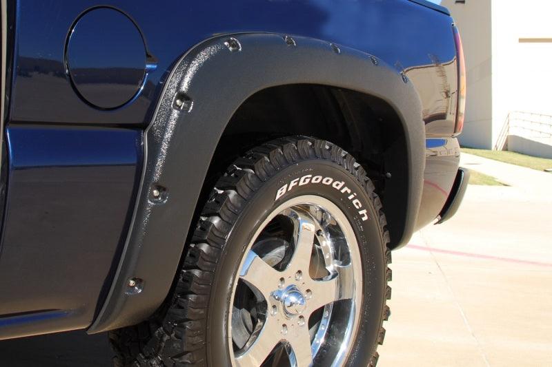 Lund 99-07 Chevy Silverado 1500 RX-Rivet Style Textured Elite Series Fender Flares - Black (4 Pc.) - Order Your Parts - اطلب قطعك